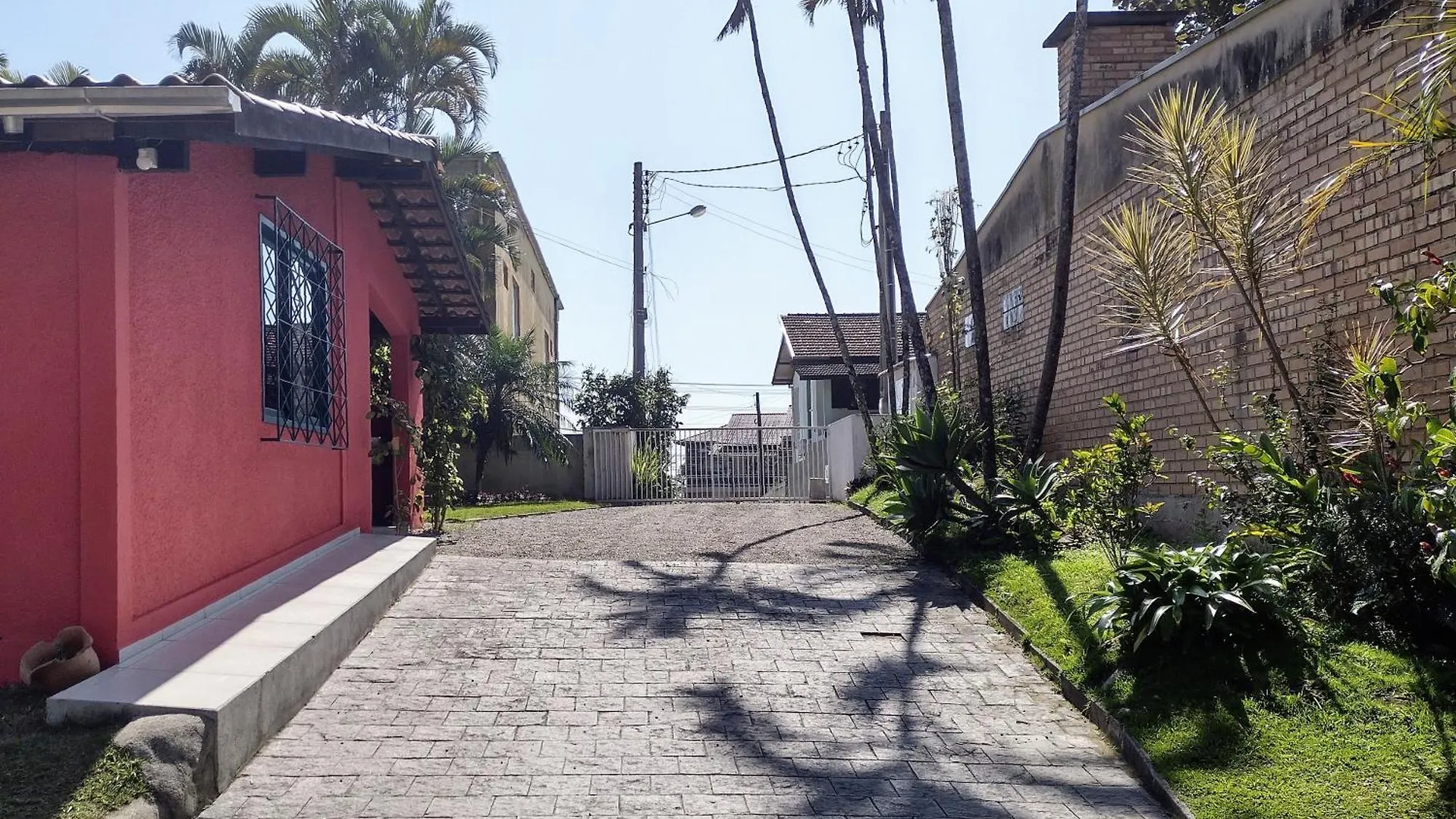 Casa Com Otima Localizacao A 100 Metros Da Praia Porto Belo 0*,  Brazília