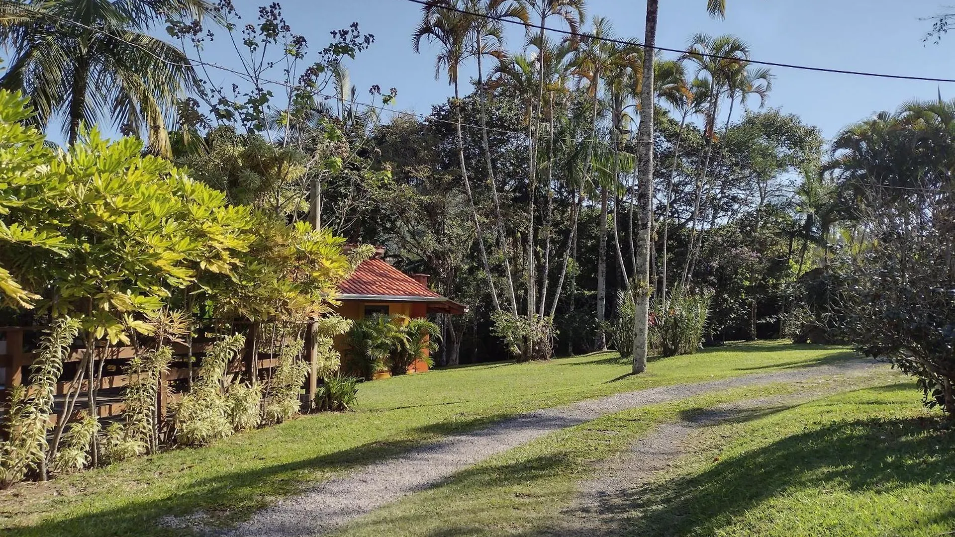 Casa Com Otima Localizacao A 100 Metros Da Praia Porto Belo Nyaraló