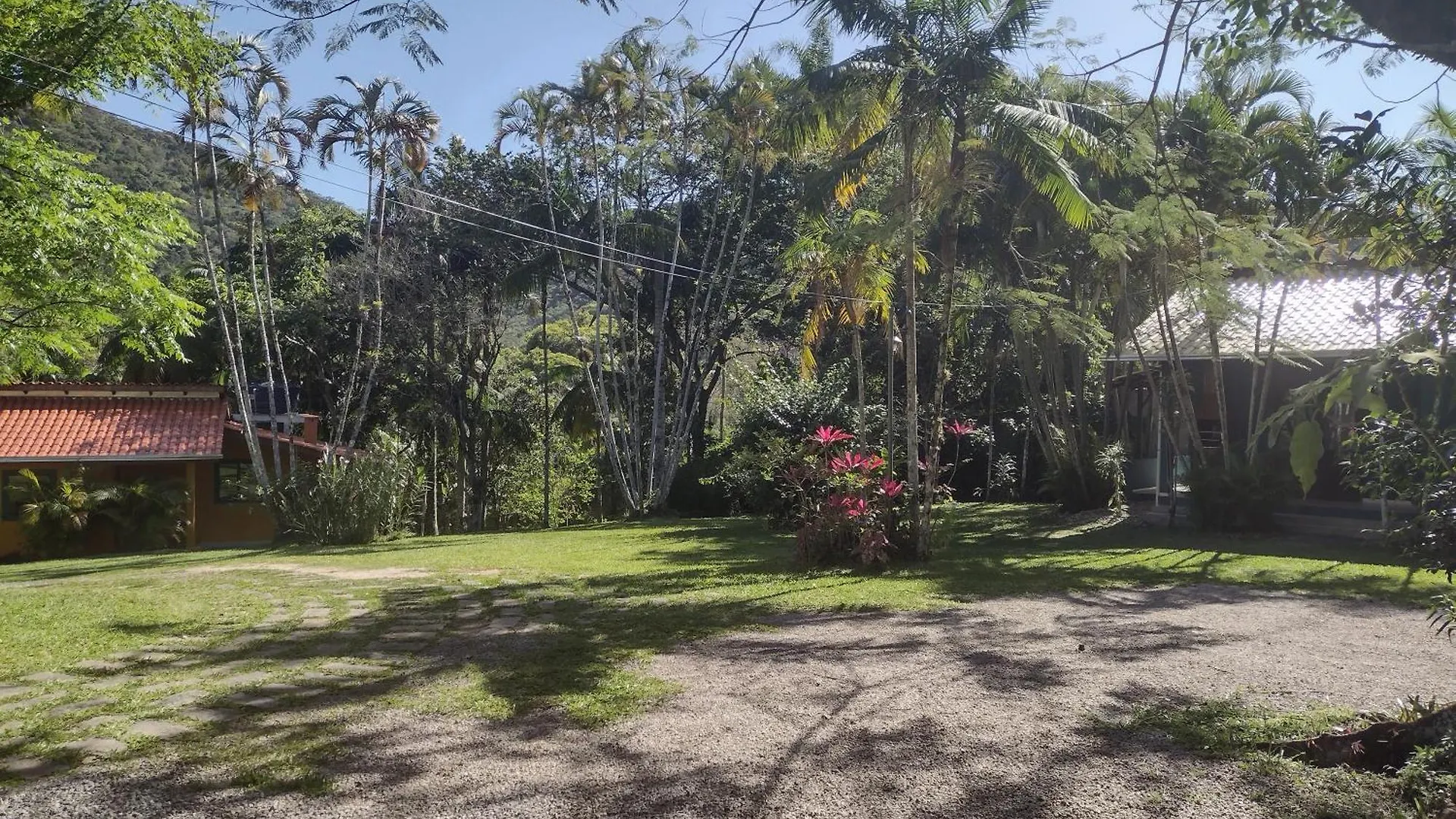 Casa Com Otima Localizacao A 100 Metros Da Praia Portobelo 0*,