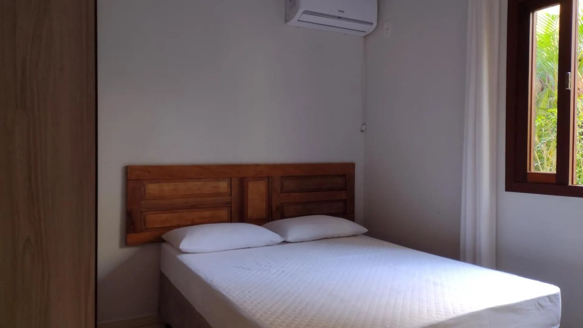 Casa Com Otima Localizacao A 100 Metros Da Praia Portobelo